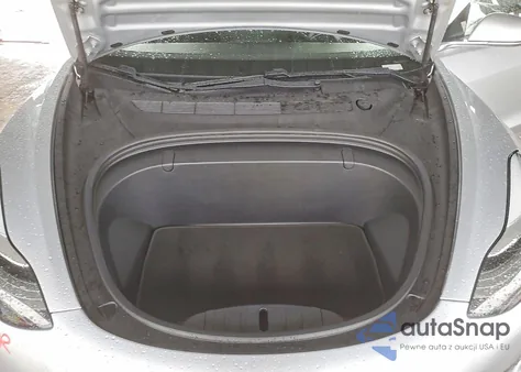 2018 Tesla Model 3 z USA, uszkodzony, nr VIN 5YJ3E1EB1JF083357